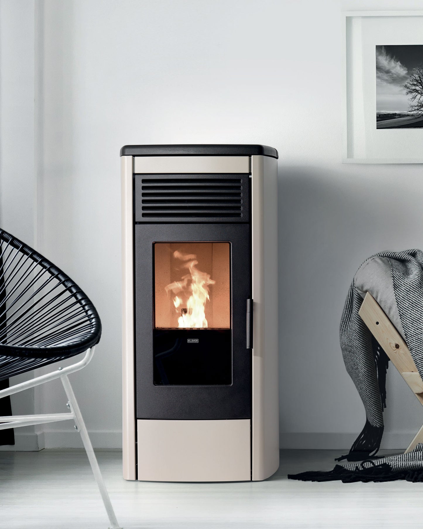 Stufa a Pellet Klover Aura 80S – Compatta, Potente ed Efficiente